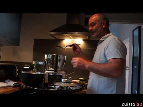 Préparation de la mousse au chocolat