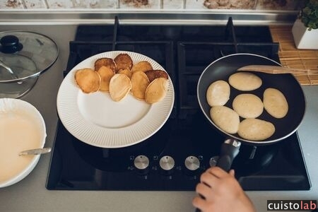 Choix de la poêle à crêpes