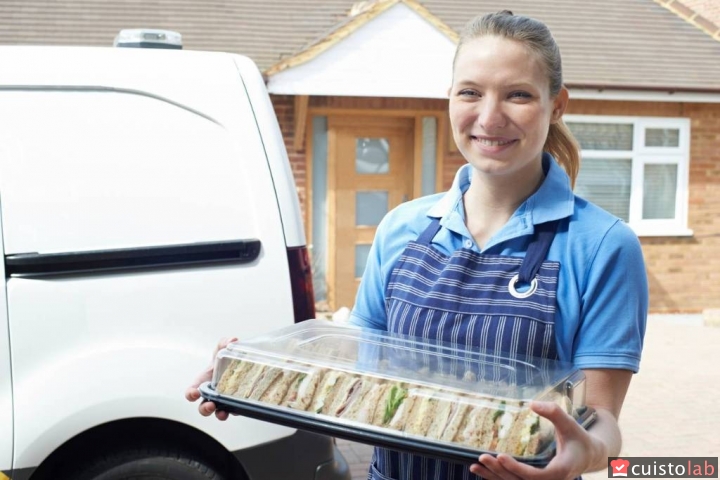 Livraison de repas par un traiteur