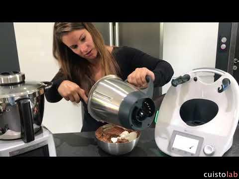 Réalisation de la mousse au chocolat en vidéo