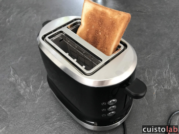 Avis Grille-pain CTI 4003. BK - 1800 W de Delonghi : test et prix