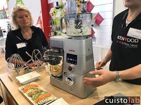 Le Cooking Chef en action sur le stand Kenwood