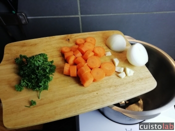 Oignon, ail, carottes, persil