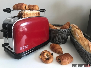 Le Russell Hobbs, rouge, noir et Inox