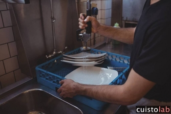 Le lave vaisselle professionnel pour plus d'efficacité