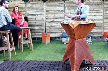 Bien cuisiner sur une plancha au feu de bois