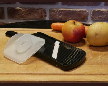 Mandoline Kyocera CSN-202-BK