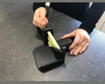 Guillotine à saucisson en plastique Le Berger