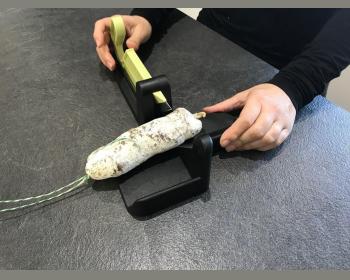 Guillotine à saucisson en plastique Le Berger