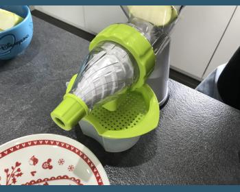 Extracteur de jus manuel Gifi