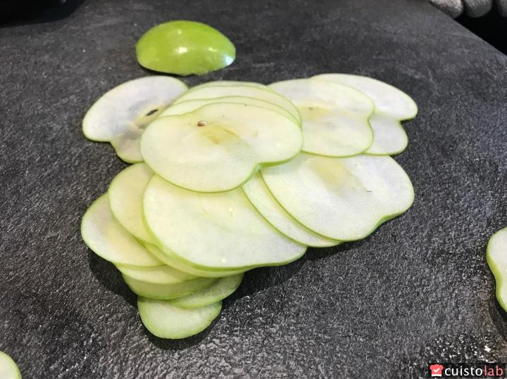 La Kyocera va permettre de préparer les pommes pour une tarte par exemple