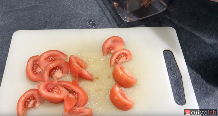 Résultat de la découpe des tomates avec la grille de découpe en 8