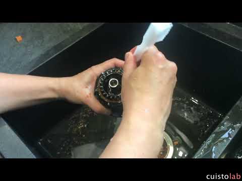 C'est parti pour le nettoyage du Rotel en vidéo