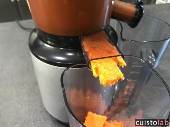 Pas de problème pour extraire le jus des carottes