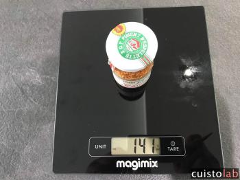 141 g au centre mesurés avec la balance Magimix