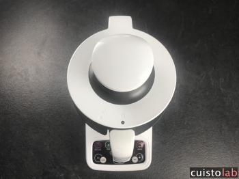 Un robot cuiseur compact