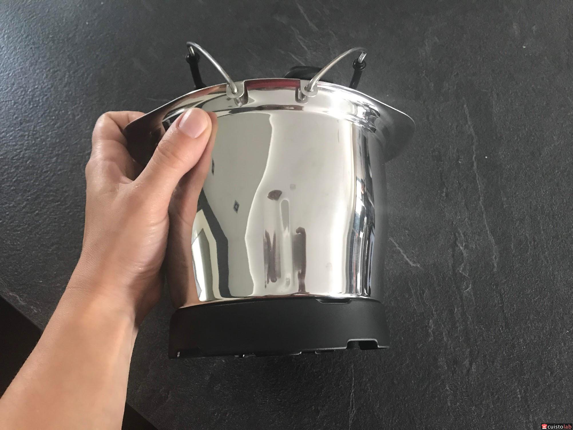Moulinex - Découvrez l'accessoire Mini Cuve Companion qui s'insère très  facilement dans votre grand bol pour préparer de petites préparations,  comme les petits plats de 👶 par exemple. Et avec le kit