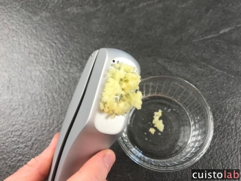 Avis Zyliss presse ail Susi 3 E12150 de Zyliss