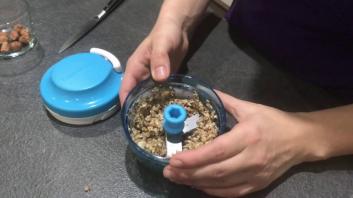 Utilisation du hachoir Turbotup de Tupperware